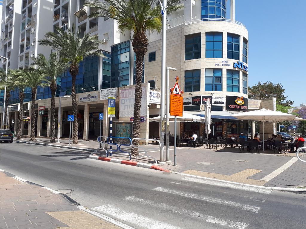 Apartment 2 Bedrooms Central Location Ashdod Esterno foto